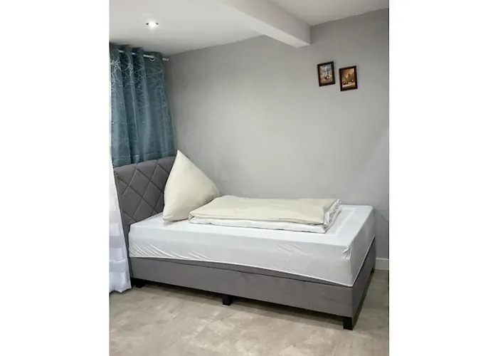 On The Banks Of The Moselle Oberbillig