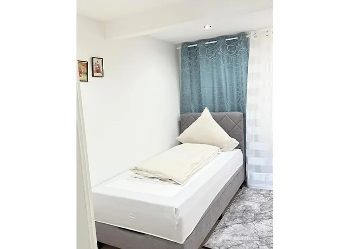 On The Banks Of The Moselle Oberbillig